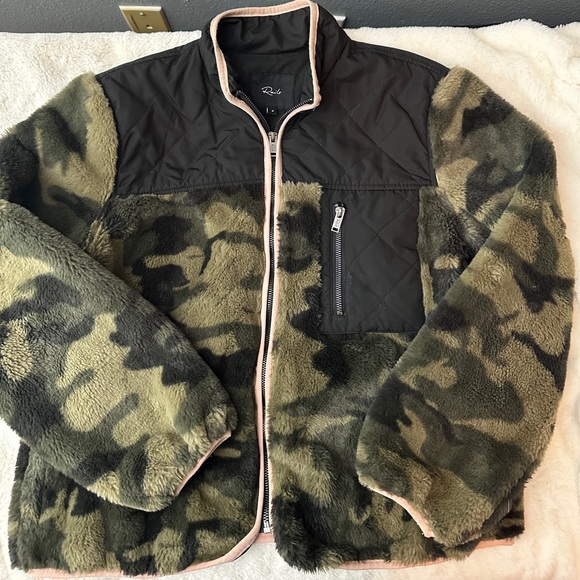 Rails Wesley camo full zip jacket - Picture 2 of 6